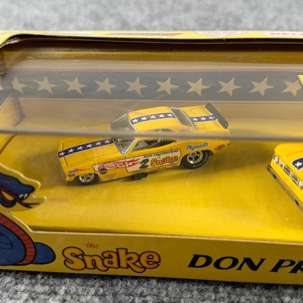 Hot Wheels Don Prudhomme Snake 2-Car Set Yellow Limited Edition 2012 RLC